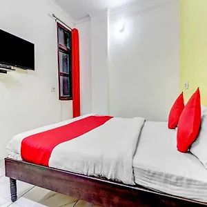 https://oyo-81288-hotel-cozy-stay.hotelsdelhi.org